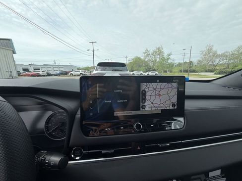 New 2026 Mitsubishi Outlander LE image 16