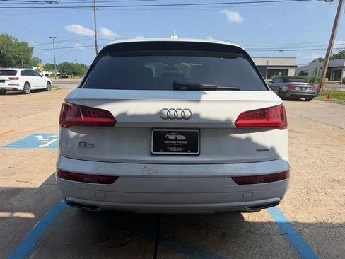 Used 2019 Audi Q5 2.0T Premium w/ Convenience Package AWD/4WD image 5