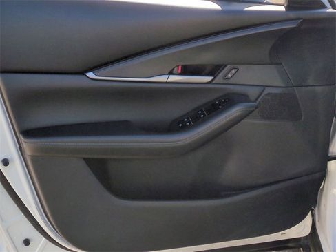 Used 2023 MAZDA CX-30 AWD 2.5 S w/ Select Package image 11