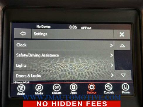 Used 2018 Dodge Challenger R/T w/ Driver Convenience Group image 18