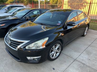 Used 2015 Nissan Altima 2.5 SV w/ Convenience Package