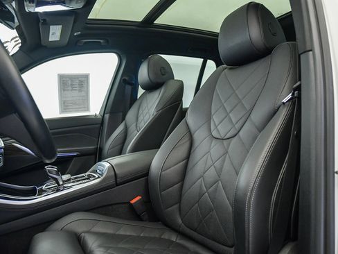 Used 2023 BMW X5 xDrive45e w/ Climate Comfort Package image 18