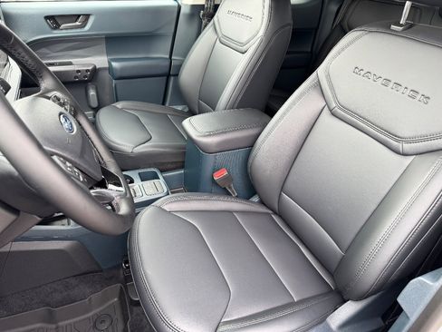 New 2026 Ford Maverick Lariat w/ Black Appearance Package AWD/4WD image 17
