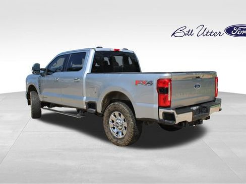 Certified 2023 Ford F250 Lariat w/ Lariat Ultimate Package AWD/4WD image 7