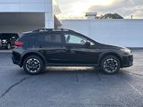 Used 2023 Subaru Crosstrek 2.0i image 2