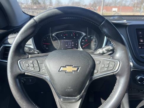 Used 2021 Chevrolet Equinox LT image 21