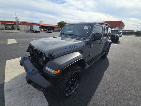 Used 2023 Jeep Wrangler Unlimited image 1