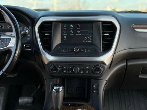 Used 2019 GMC Acadia SLE image 18