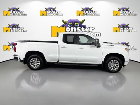 Used 2024 Chevrolet Silverado 1500 RST w/ Max Trailering Package AWD/4WD image 4