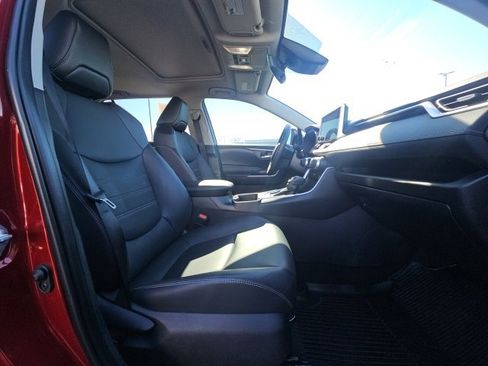 Used 2024 Toyota RAV4 XLE Premium image 12