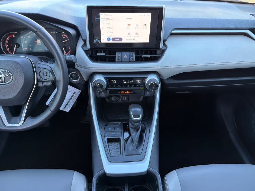 Used 2025 Toyota RAV4 XLE Premium FWD image 32