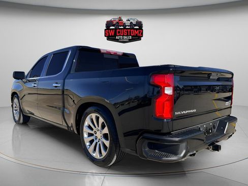 Used 2021 Chevrolet Silverado 1500 High Country w/ Technology Package AWD/4WD image 6