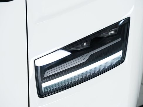 Used 2022 Lamborghini Aventador Countach AWD/4WD image 16