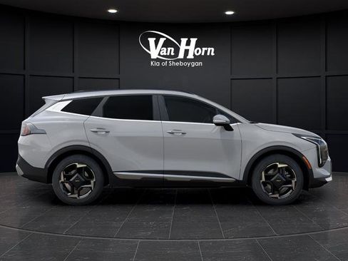 New 2026 Kia Sportage EX image 7