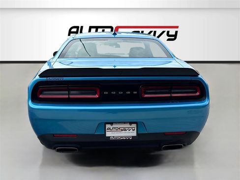 Used 2023 Dodge Challenger R/T w/ Plus Package image 6