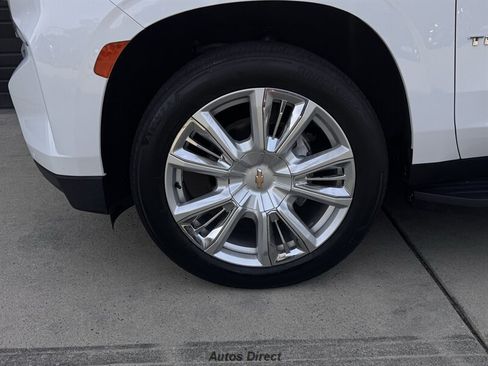 Used 2021 Chevrolet Tahoe High Country RWD image 13