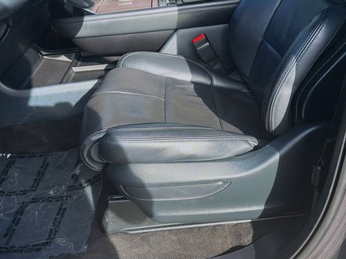 Used 2023 Lincoln Navigator Reserve image 18