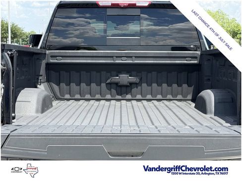 Certified 2025 Chevrolet Silverado 2500 ZR2 w/ ZR2 Bison Edition AWD/4WD image 29