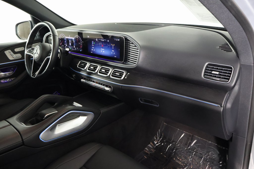 Used 2025 Mercedes-Benz GLE 450e 4MATIC image 9