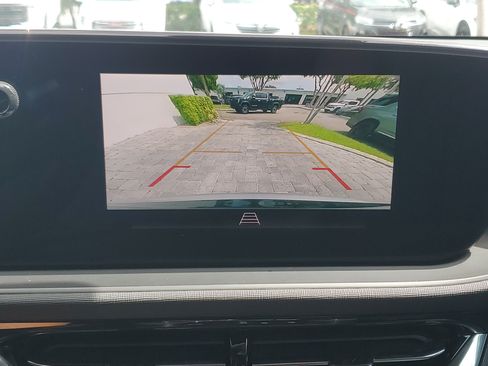 Used 2025 Buick Envista Sport Touring w/ Convenience I Package FWD image 27