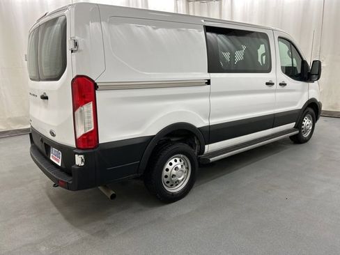 Used 2023 Ford Transit 250 Low Roof AWD w/ Exterior Upgrade Package image 4