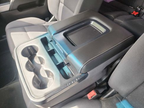 Used 2018 Chevrolet Silverado 1500 LT RWD image 25