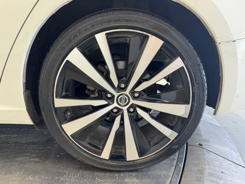 Used 2019 Nissan Altima 2.5 SR image 10