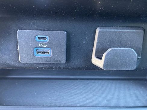 Used 2023 Ford F150 XLT image 16