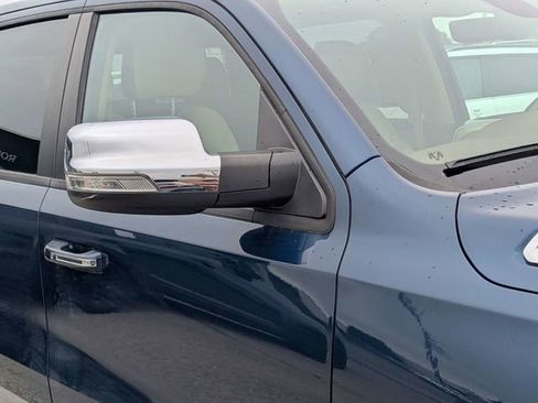 Used 2020 RAM 1500 Laramie AWD/4WD image 9