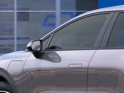 New 2026 Chevrolet Equinox EV LT image 14