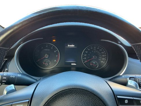 Used 2022 Kia Stinger GT-Line w/ Sun & Sound Package image 13