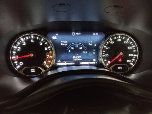 Used 2021 Jeep Renegade Latitude image 23