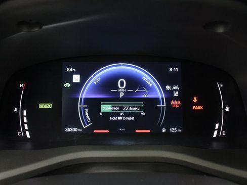 Used 2025 Toyota Camry SE FWD image 10
