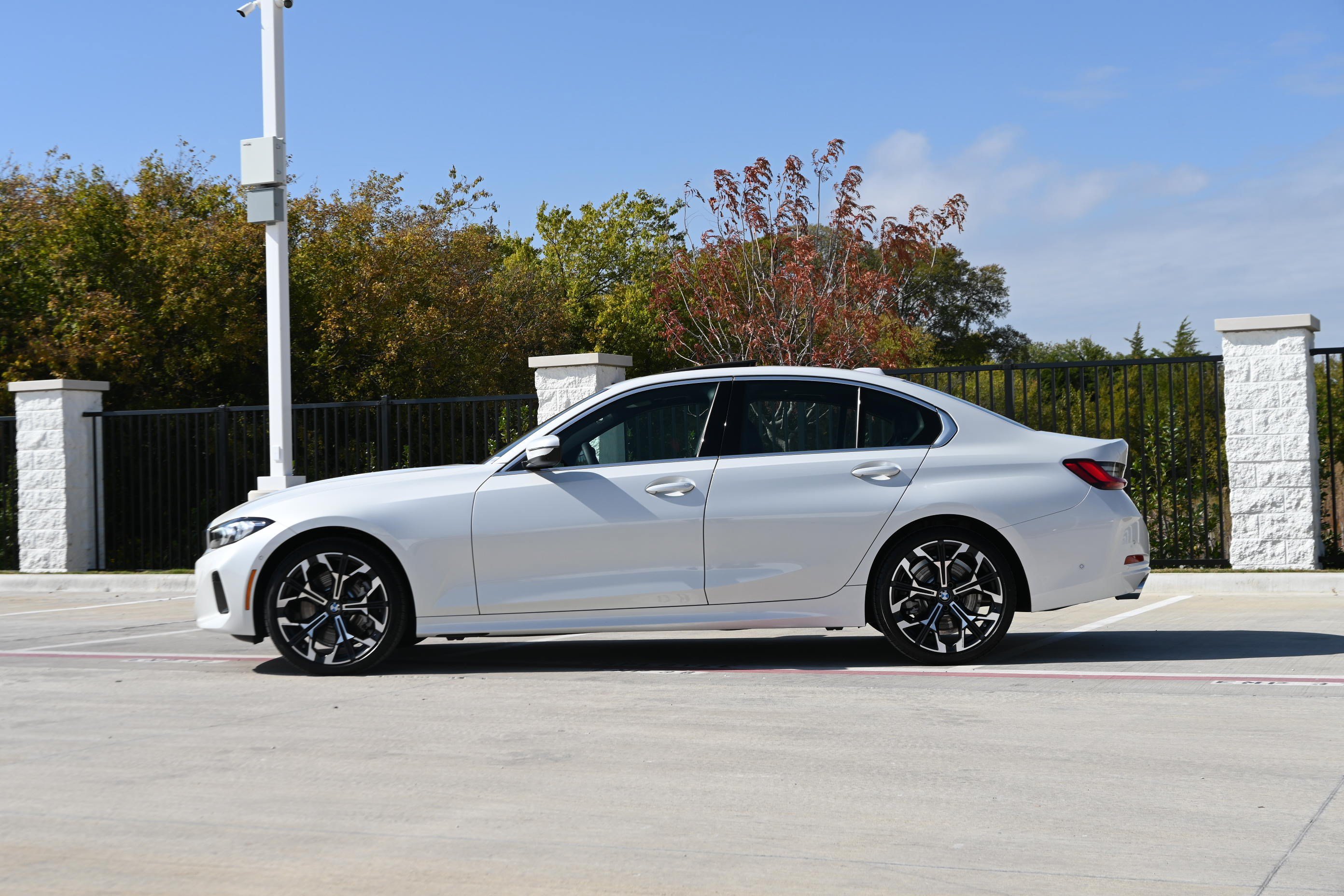 Used 2026 BMW 330i Sedan RWD image 6