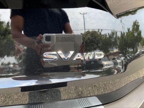 Used 2023 Nissan Rogue SV AWD/4WD image 10