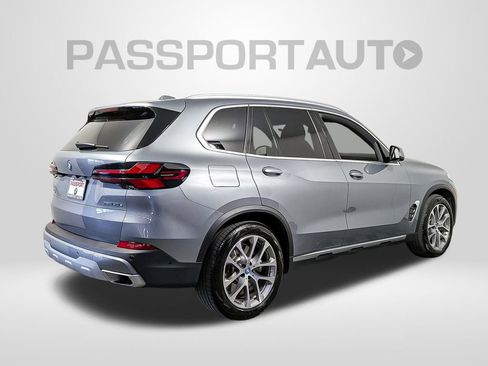 Used 2025 BMW X5 xDrive50e w/ Premium Package image 6