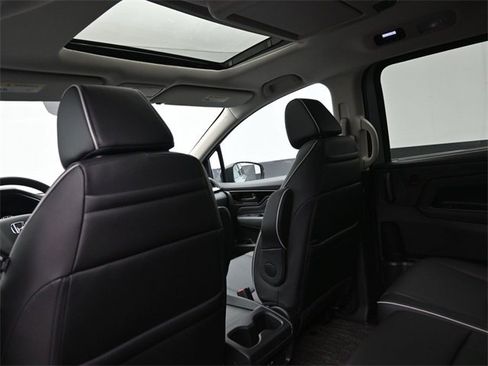 New 2026 Honda Odyssey Touring image 20