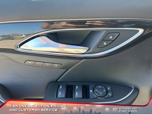 New 2025 Buick Envision Preferred image 21