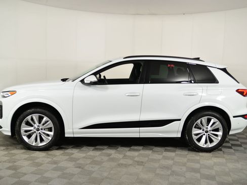 Certified 2025 Audi Q6 e-tron Premium w/ Convenience Package image 2