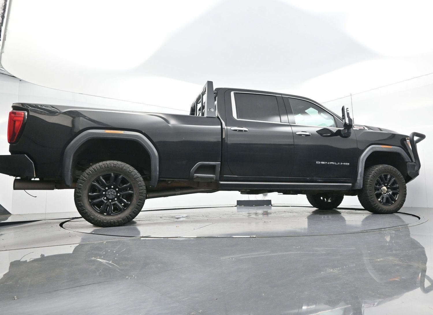 Used 2021 GMC Sierra 3500 Denali w/ Denali Black Diamond Edition AWD/4WD image 48