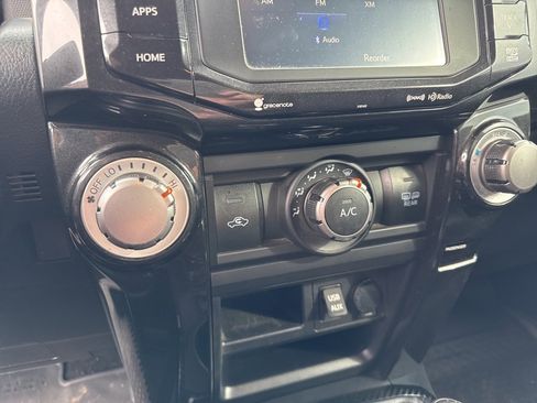 Used 2017 Toyota 4Runner TRD Off-Road Premium image 23