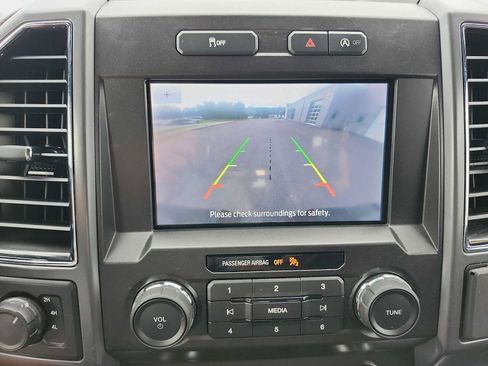 Used 2020 Ford F150 XLT w/ Equipment Group 302A Luxury AWD/4WD image 14