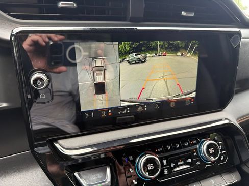New 2026 GMC Sierra 1500 AT4 w/ AT4 Premium Package AWD/4WD image 18