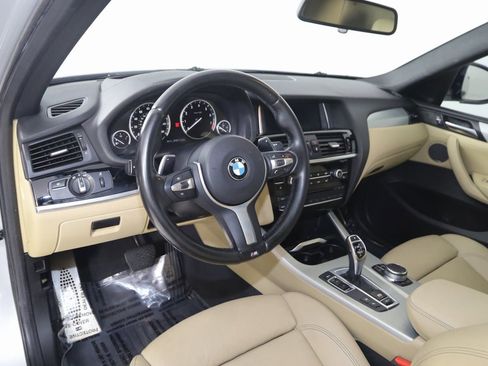 Used 2018 BMW X4 M40i image 25