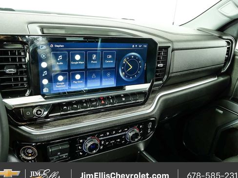 Used 2022 Chevrolet Silverado 1500 LTZ AWD/4WD image 13