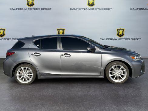 Used 2013 Lexus CT 200h w/ Premium Pkg w/Navigation image 6