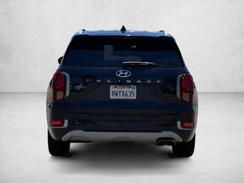 Certified 2021 Hyundai Palisade Limited w/ Cargo Package FWD image 6