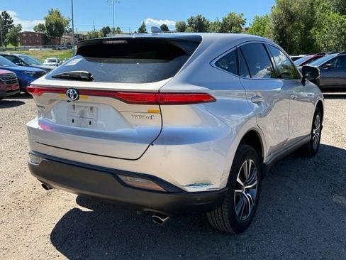 Used 2021 Toyota Venza LE w/ Carpet Mat Package (TMS) AWD/4WD image 6