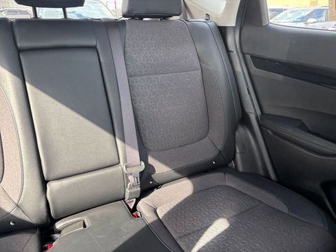 Used 2025 Kia Seltos S image 38