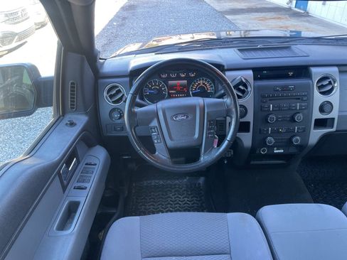 Used 2012 Ford F150 XLT w/ XLT Chrome Pkg image 11